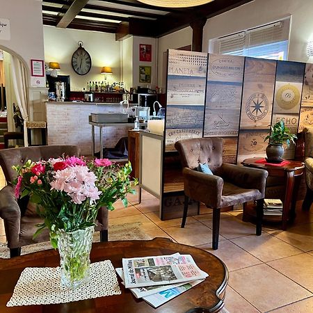 Logis Hotel Des Causses ミヨー エクステリア 写真